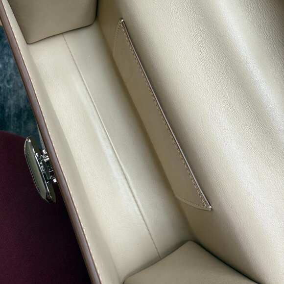 Savette Symmetry Pochette in Bone Leather - Picture 5 of 7